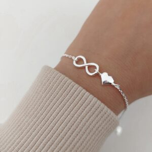 Pulsera infinito corazon